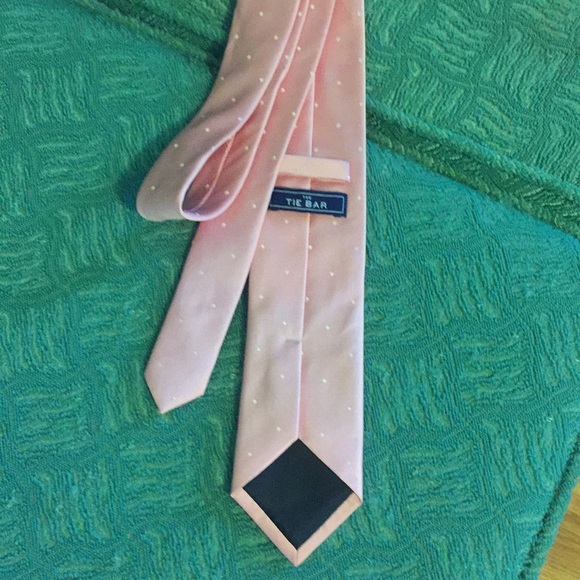 Pink Tie! - Picture 3 of 4